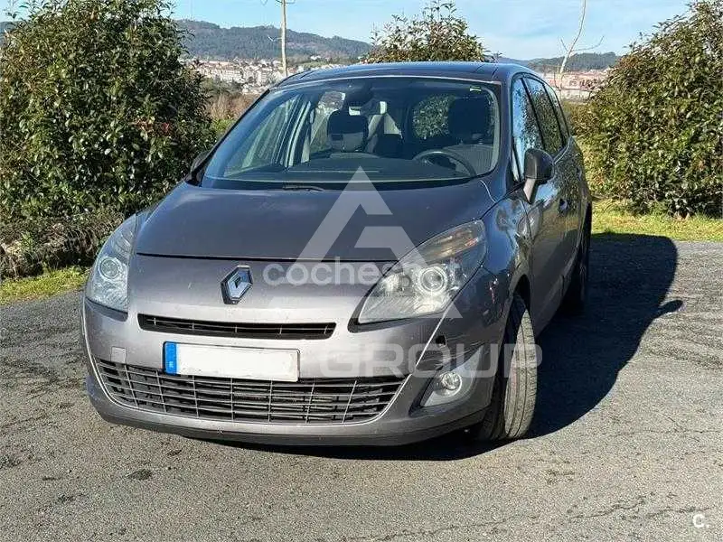2011 Renault Grand Scenic