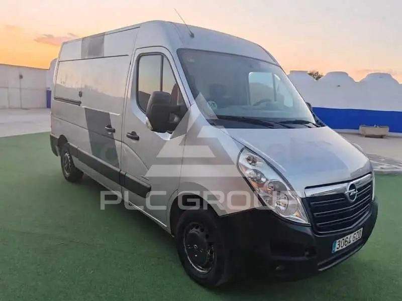 2011 Opel Movano