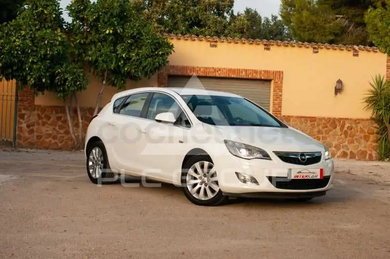 2011 Opel Astra