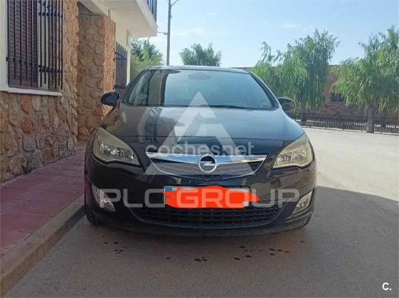 2011 Opel Astra