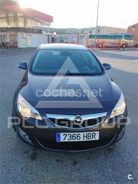 2011 Opel Astra