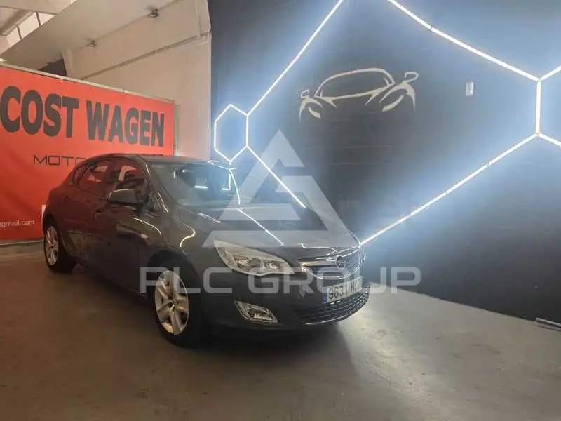 2011 Opel Astra