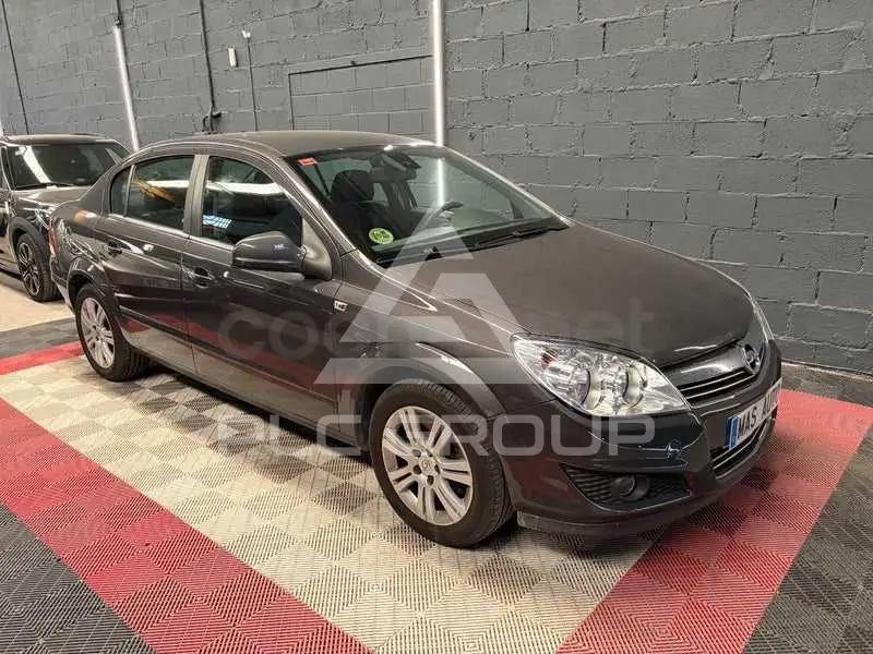 2011 Opel Astra