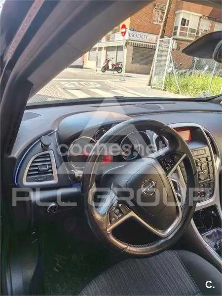 2011 Opel Astra