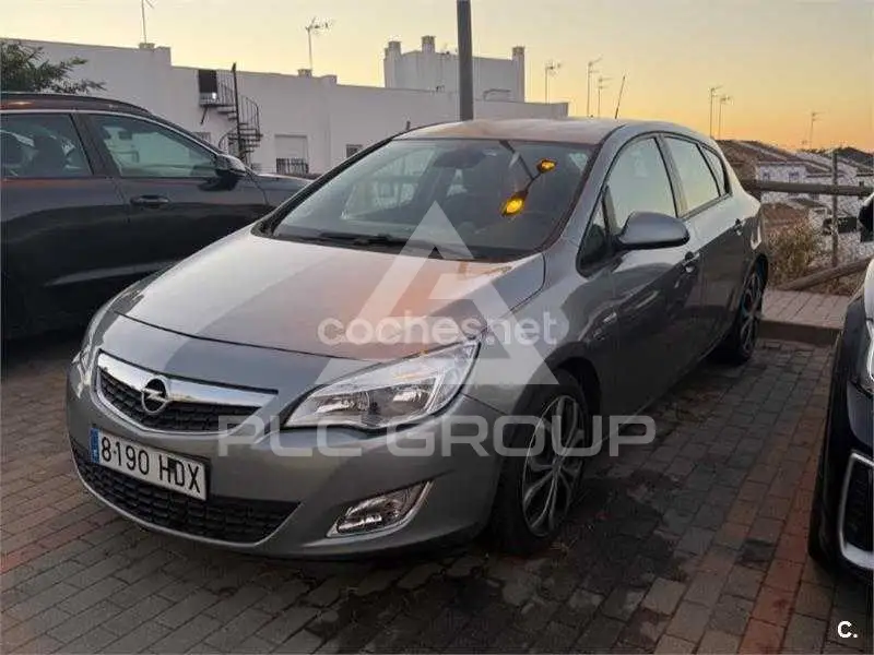 2011 Opel Astra