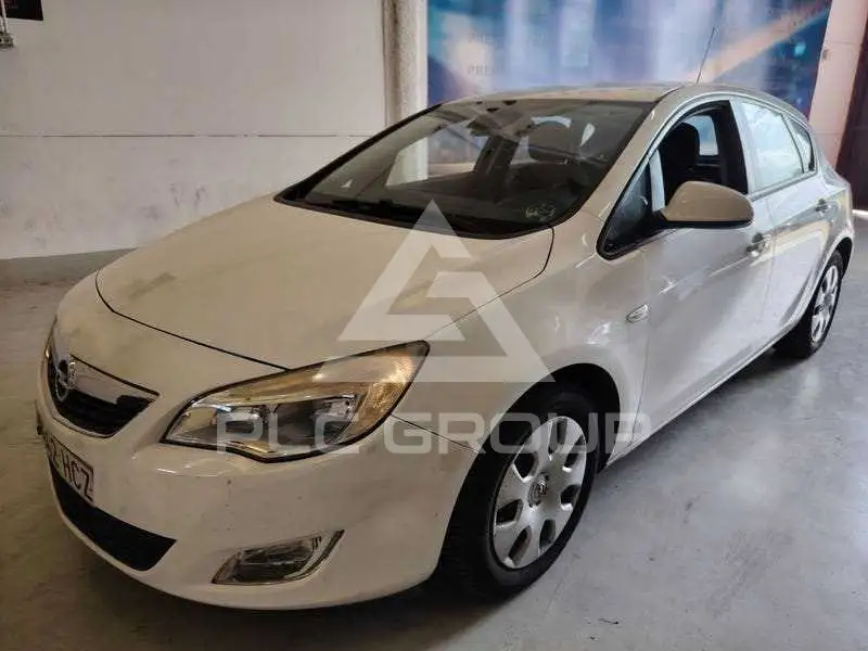 2011 Opel Astra