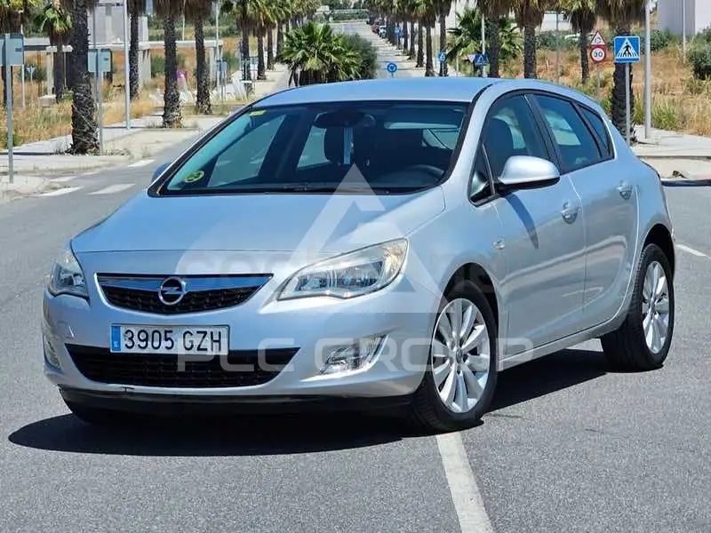 2011 Opel Astra