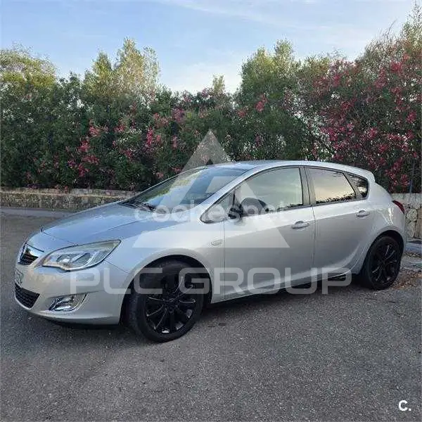 2011 Opel Astra