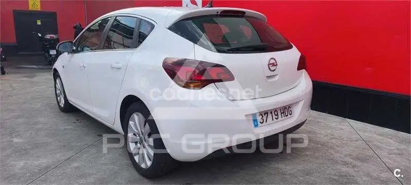 2011 Opel Astra