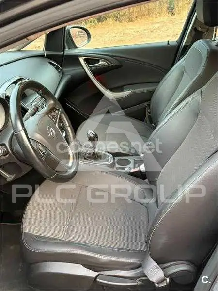 2011 Opel Astra