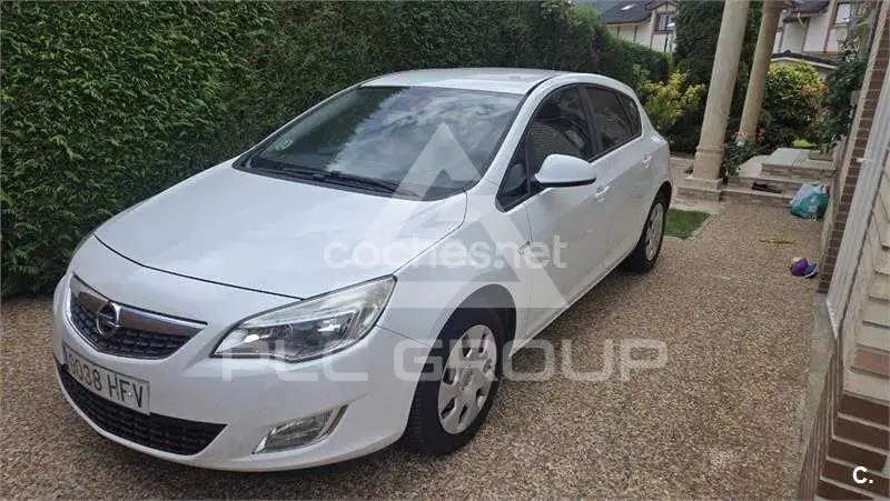 2011 Opel Astra