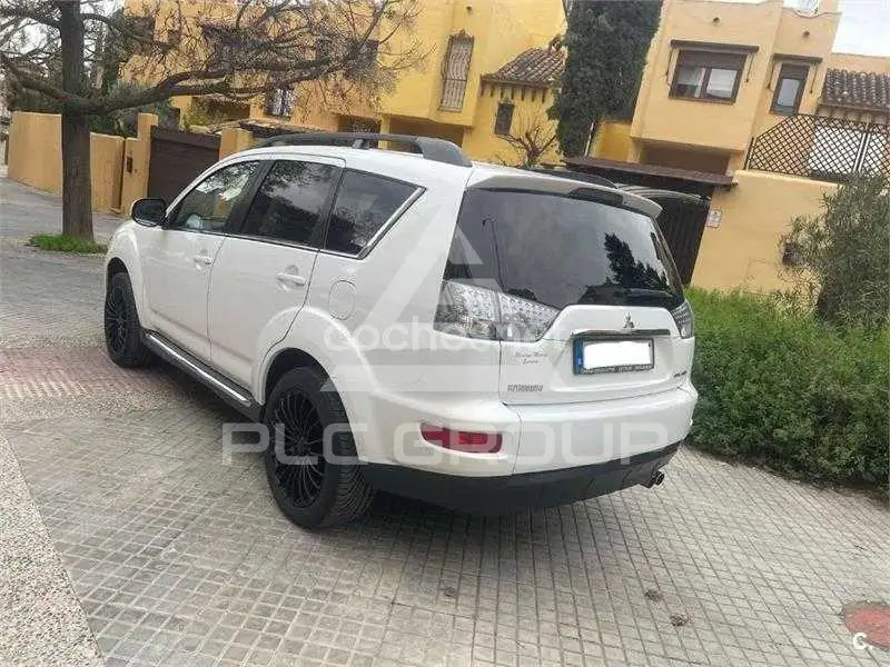 2012 Mitsubishi OUTLANDER
