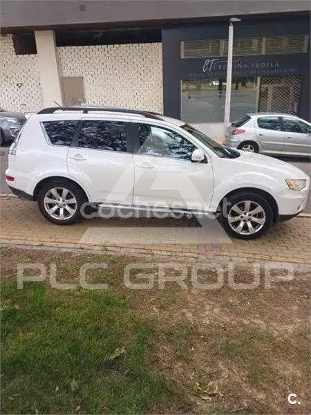 2012 Mitsubishi OUTLANDER