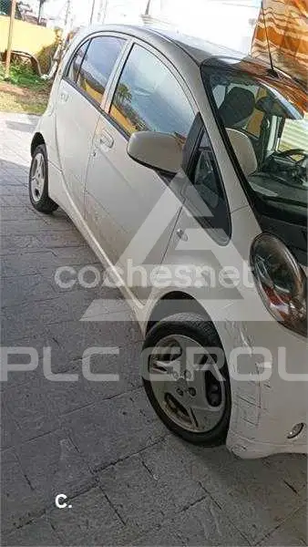 2012 Mitsubishi I MIEV