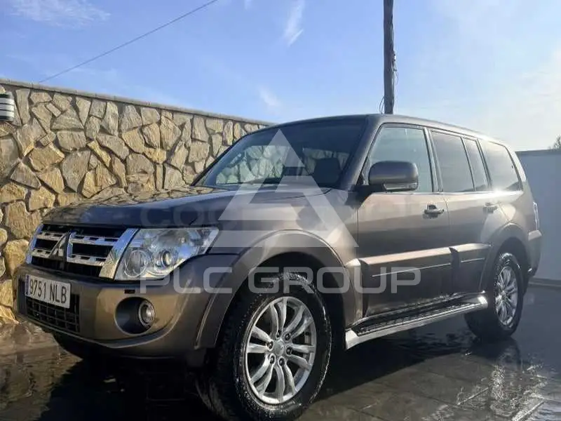 2012 Mitsubishi MONTERO