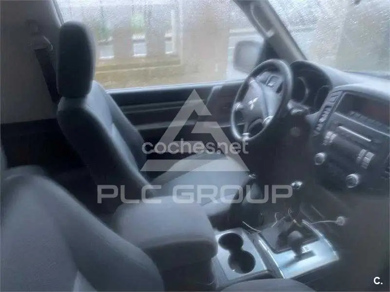 2012 Mitsubishi MONTERO