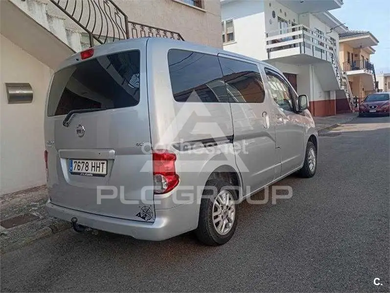 2012 Nissan NV 200