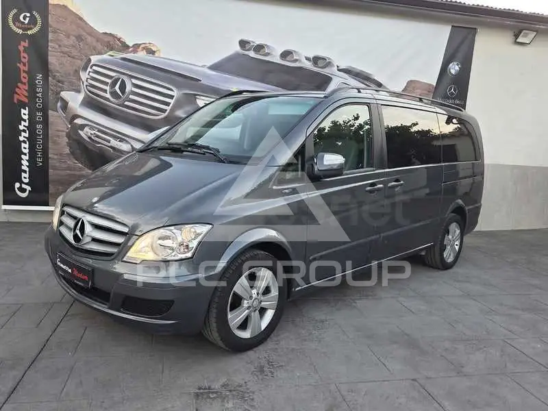2012 Mercedes Benz Viano