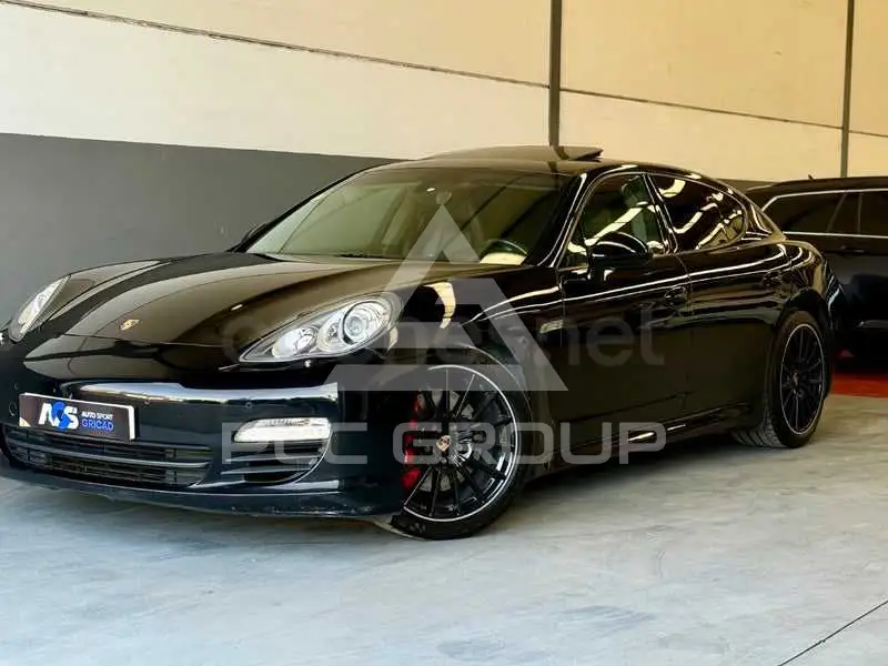 2012 Porsche Panamera