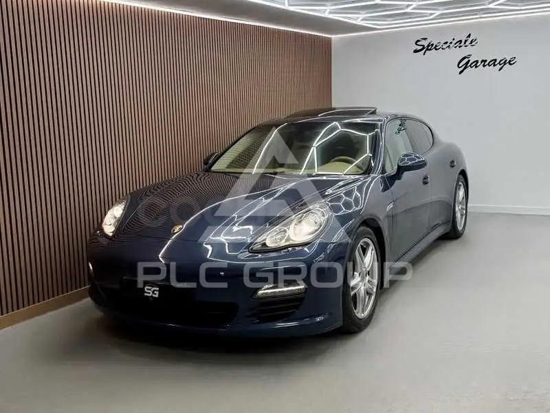2012 Porsche Panamera