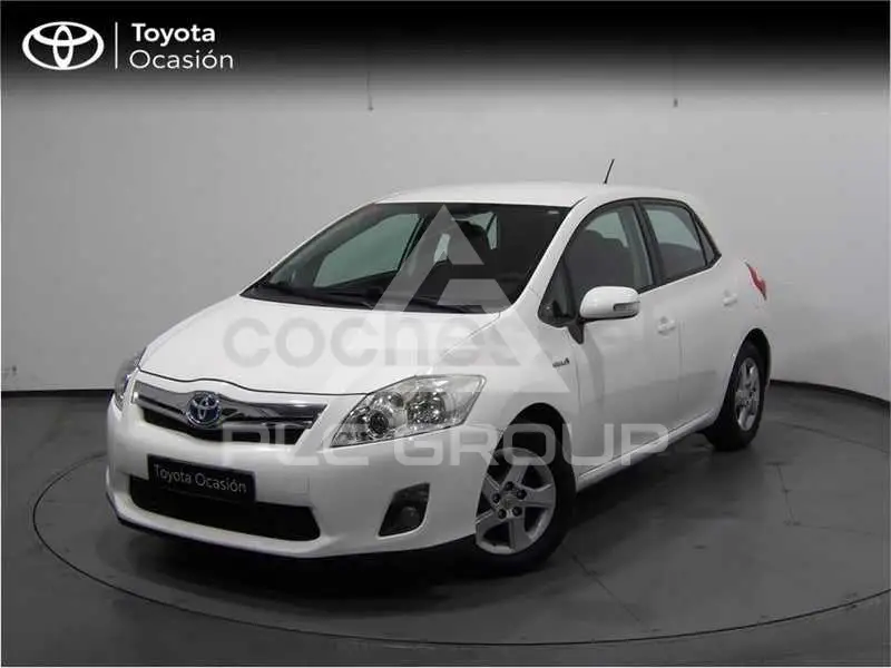 2012 Toyota AURIS