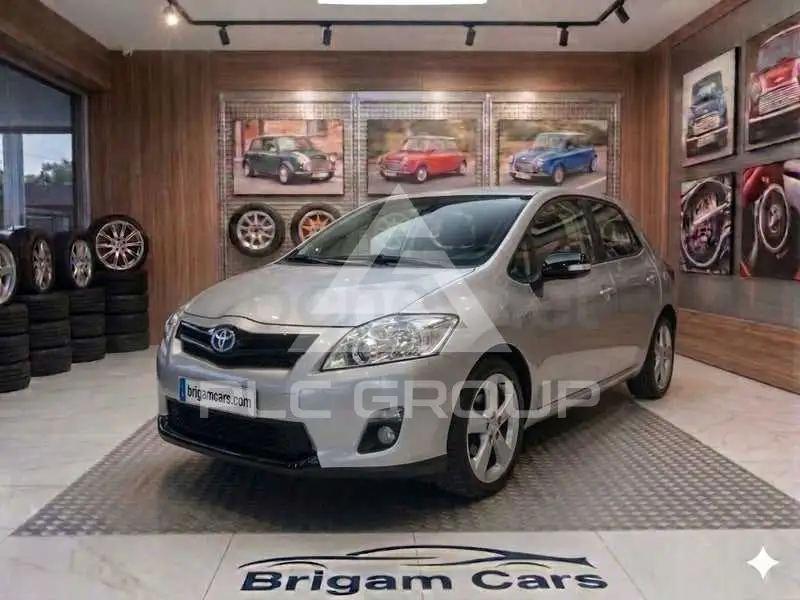2012 Toyota AURIS