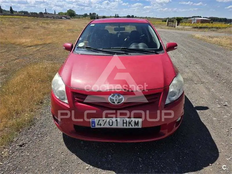 2012 Toyota AURIS