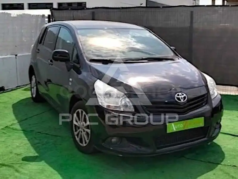 2012 Toyota VERSO