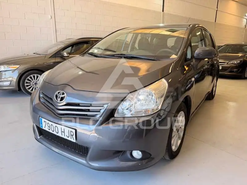 2012 Toyota VERSO