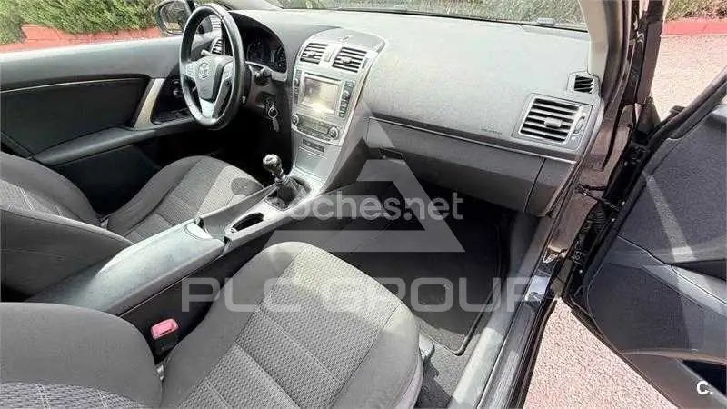 2012 Toyota Avensis