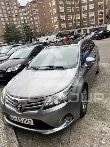2012 Toyota Avensis
