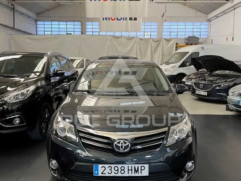 2012 Toyota Avensis