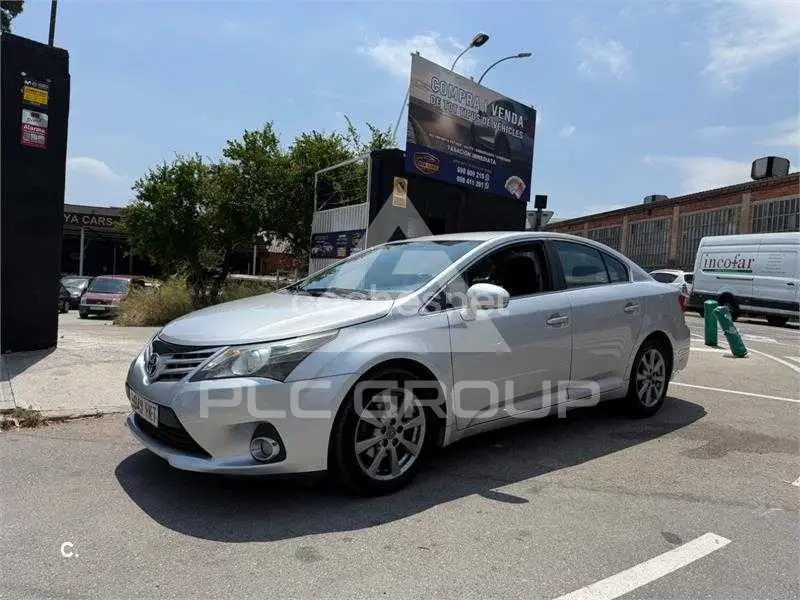 2012 Toyota Avensis
