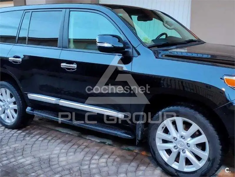 2012 Toyota LAND CRUISER