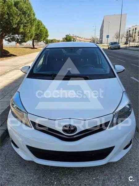 2012 Toyota YARIS
