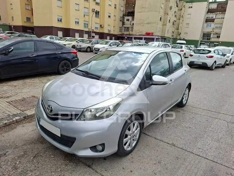 2012 Toyota YARIS
