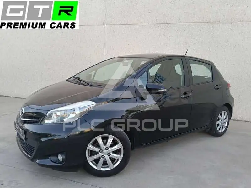 2012 Toyota YARIS
