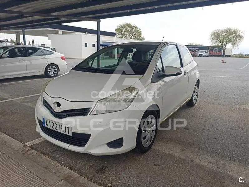 2012 Toyota YARIS