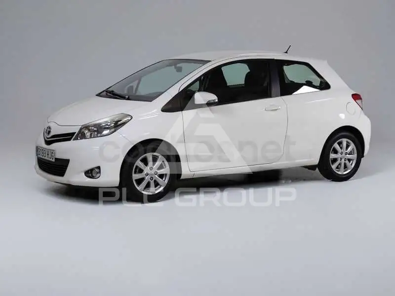 2012 Toyota YARIS