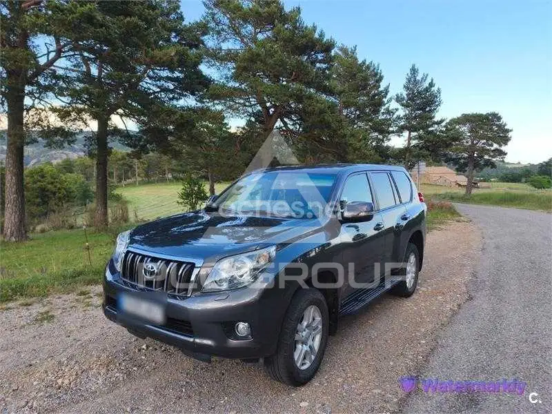 2012 Toyota LAND CRUISER