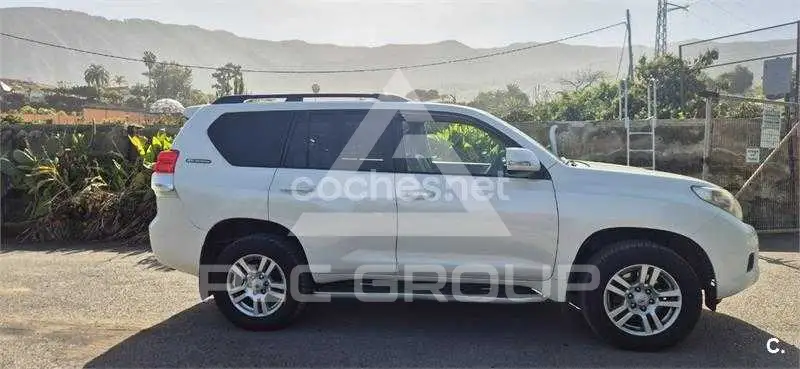 2012 Toyota LAND CRUISER