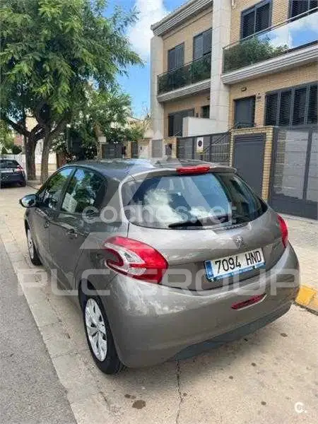 2012 Peugeot 208