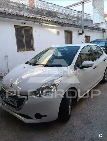 2012 Peugeot 208