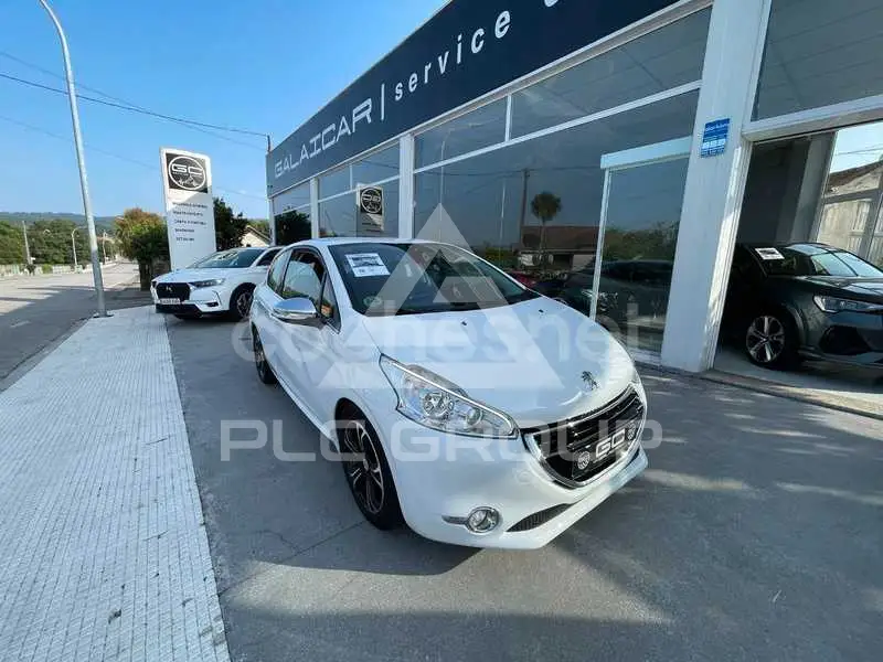 2012 Peugeot 208