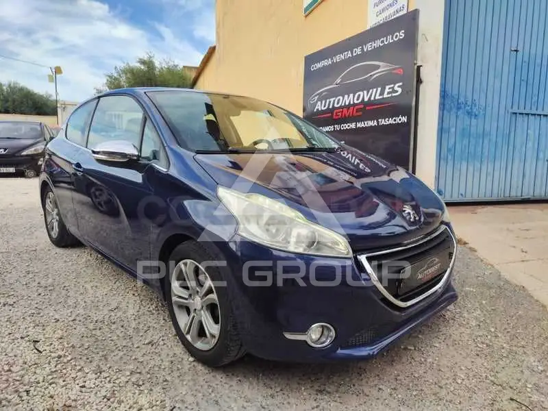 2012 Peugeot 208