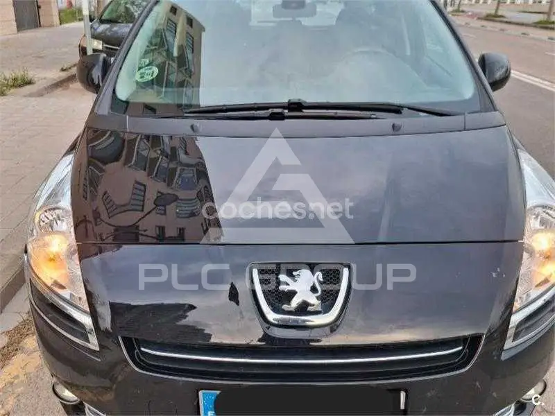 2012 Peugeot 5008