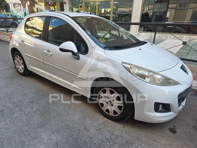 2012 Peugeot 207
