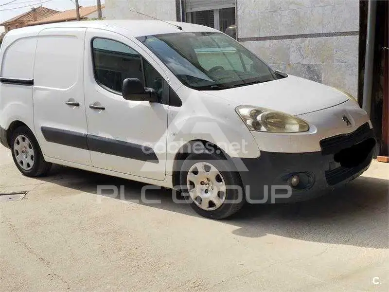 2012 Peugeot Partner