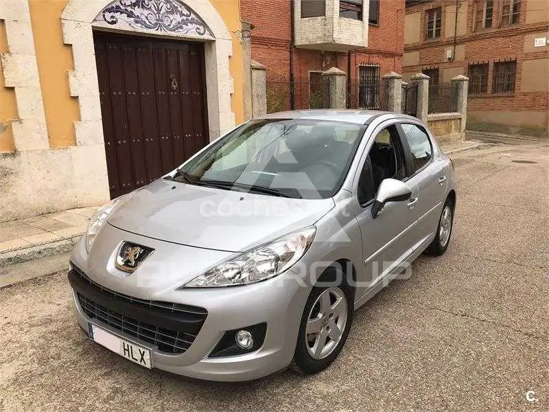 2012 Peugeot 207