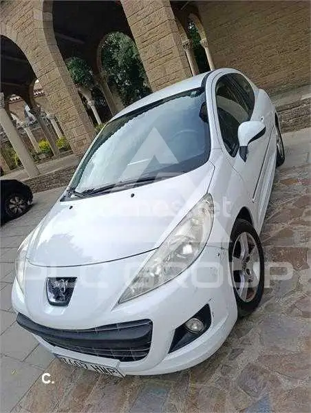 2012 Peugeot 207